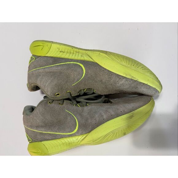 Nike LeBron 21 Algae Sneaker Athletic Shoes Green Suede Volt Yellow Men\'s Sz 15 main image 8